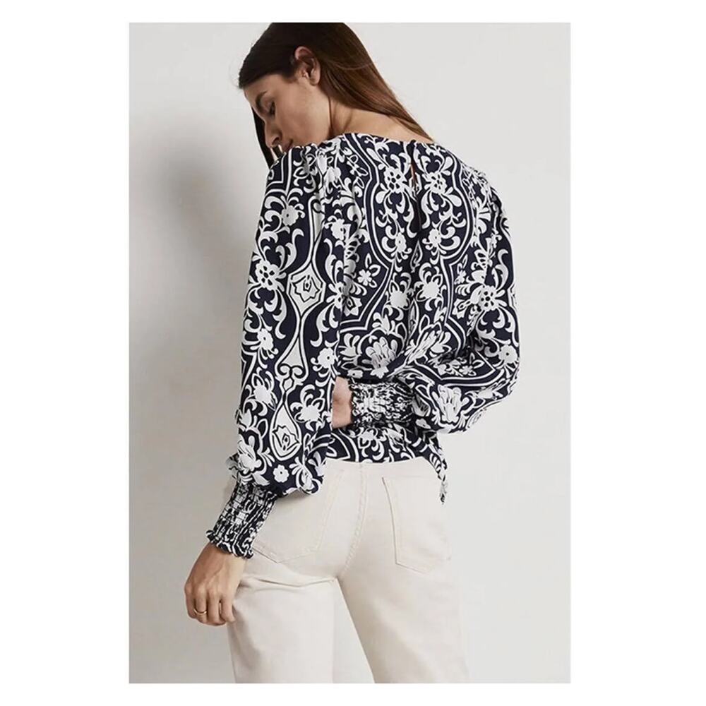 Boden Navy Blue Floral Paisley Long Sleeve Smocked Cuff Blouse Sz.6 NWT - Picture 3 of 16